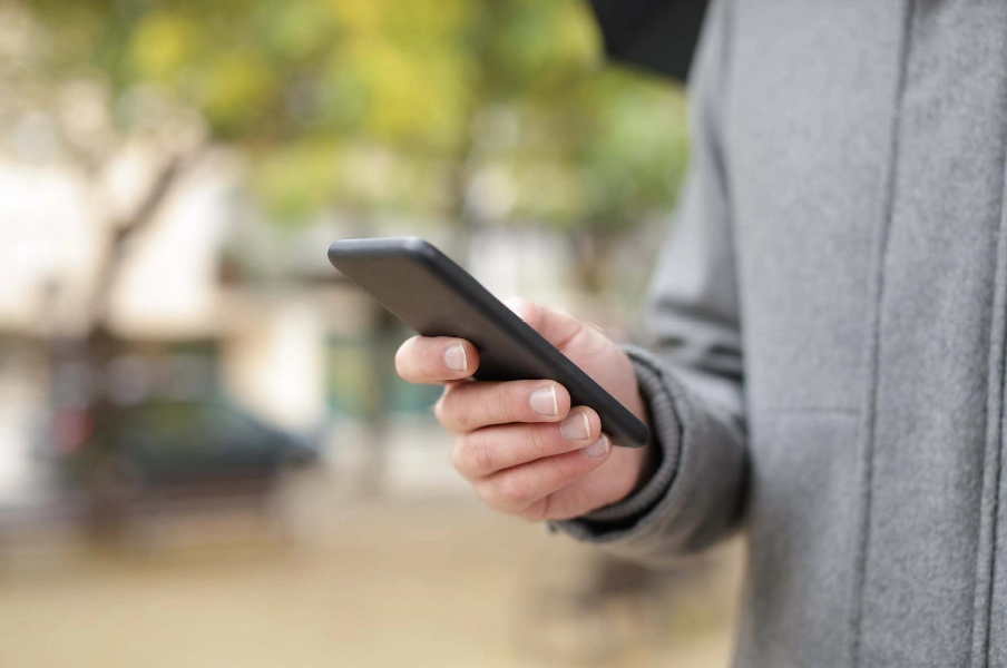 Blocca gli attacchi alle API e ai dispositivi mobili.